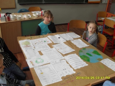 Obchody Dnia Ziemi w klasach I-III_9