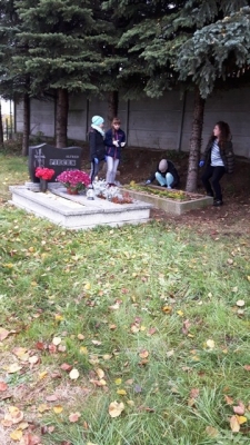 Wyjście na cmentarz