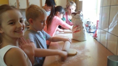 Pieczemy świąteczne ciasteczka