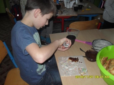 Pieczemy świąteczne ciasteczka