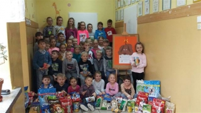 „POMÓŻMY BEZDOMNYM CZWORONOGOM”