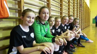 piłka nożna dziewcząt