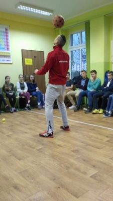 spotkanie z rekordzista w zonglowaniu pilka_15