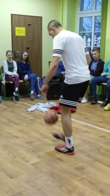 spotkanie z rekordzista w zonglowaniu pilka_27