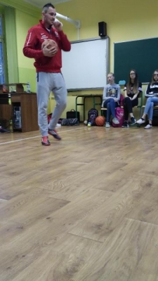 spotkanie z rekordzista w zonglowaniu pilka_40