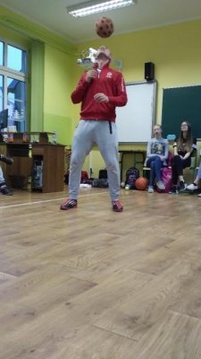 spotkanie z rekordzista w zonglowaniu pilka_44