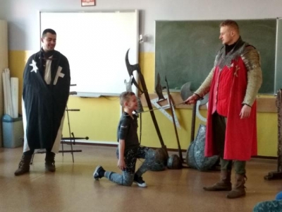 zywa lekcja historii_3