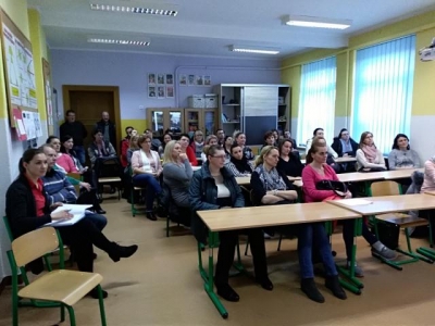 spotkanie rodziców z policjantami