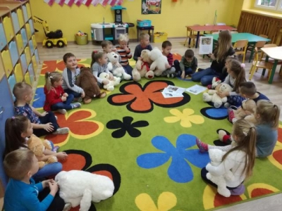 dzien pluszowego misia