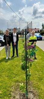 UPIĘKSZAMY OKOLICE SZKOŁY