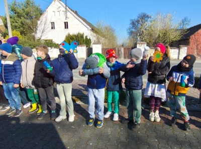 Uczniowie klas 1- 3 powitali wiosnę!