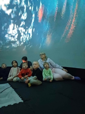 Kino Sferyczne w Naszej Szkole i Przedszkolu – to była niesamowita przygoda!