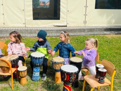 WARSZTATY BĘBNIARSKIE W PRZEDSZKOLU W WIĘKSZYCACH I POBORSZOWIE