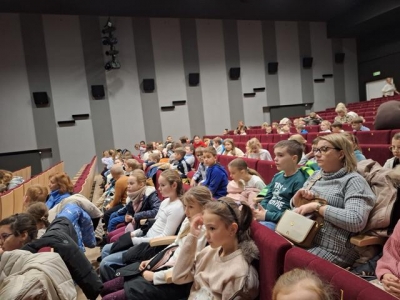 WZRUSZAJĄCO I ZABAWNIE