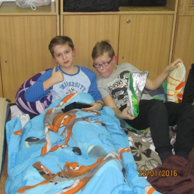 Nocowanie w szkole kl 5