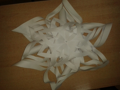 Symetryczna sniezynka