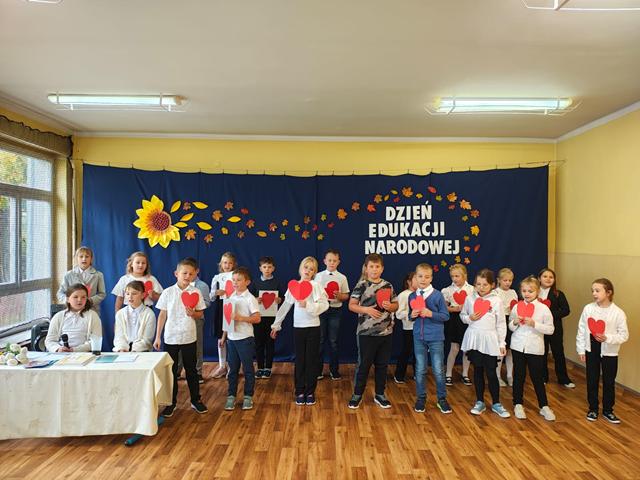 Uroczystość z okazji Dnia Edukacji Narodowej w Poborszowie